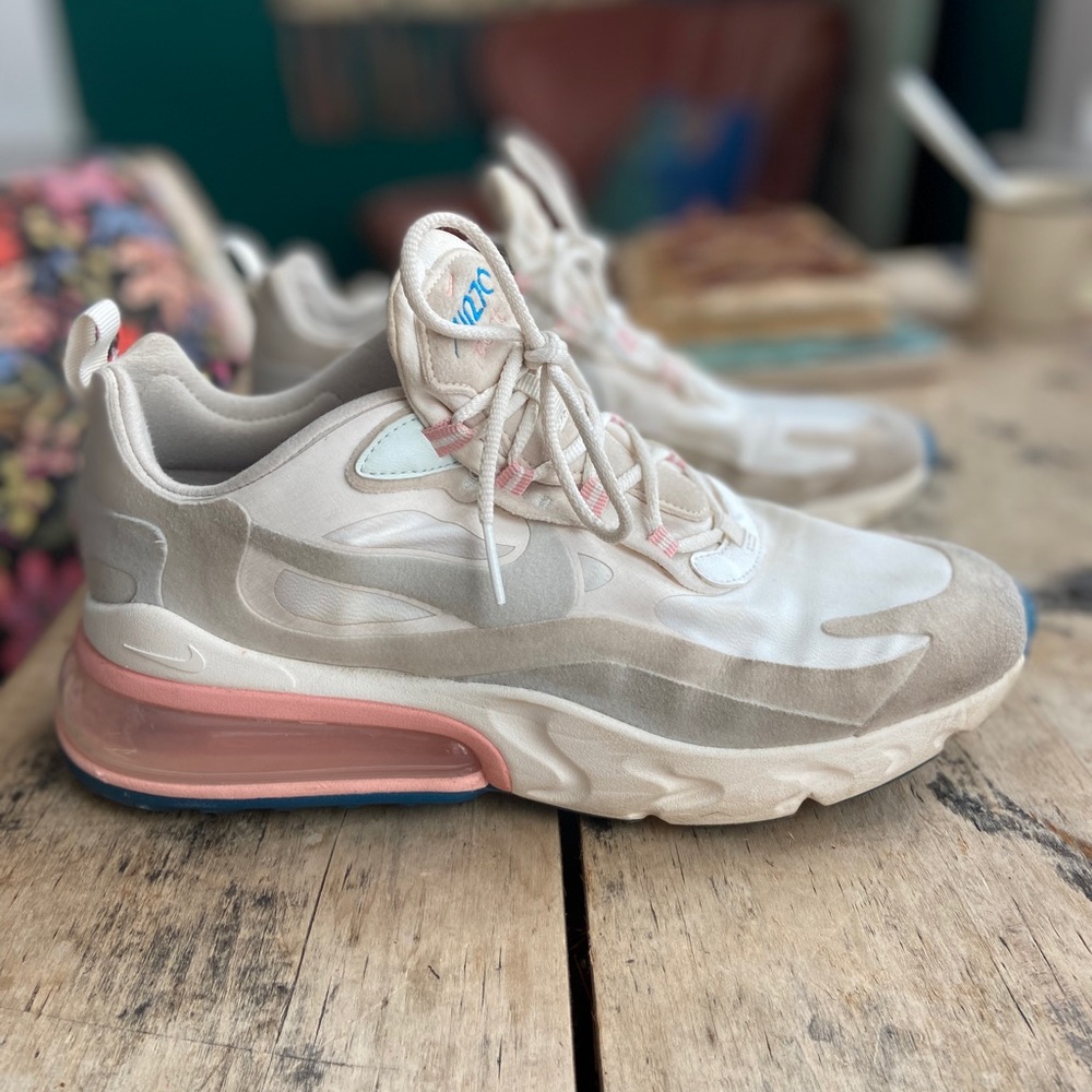 Nike AirMax 270